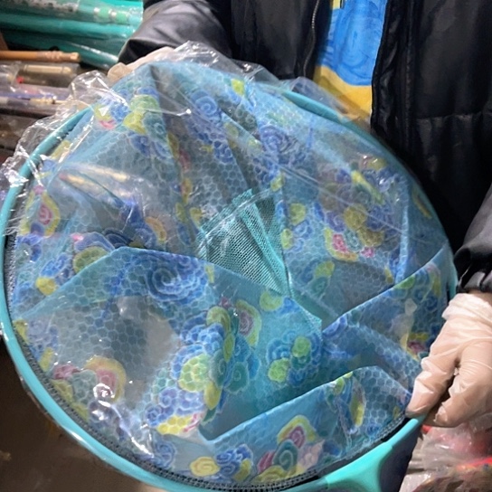 蓝花抄网头一个。         