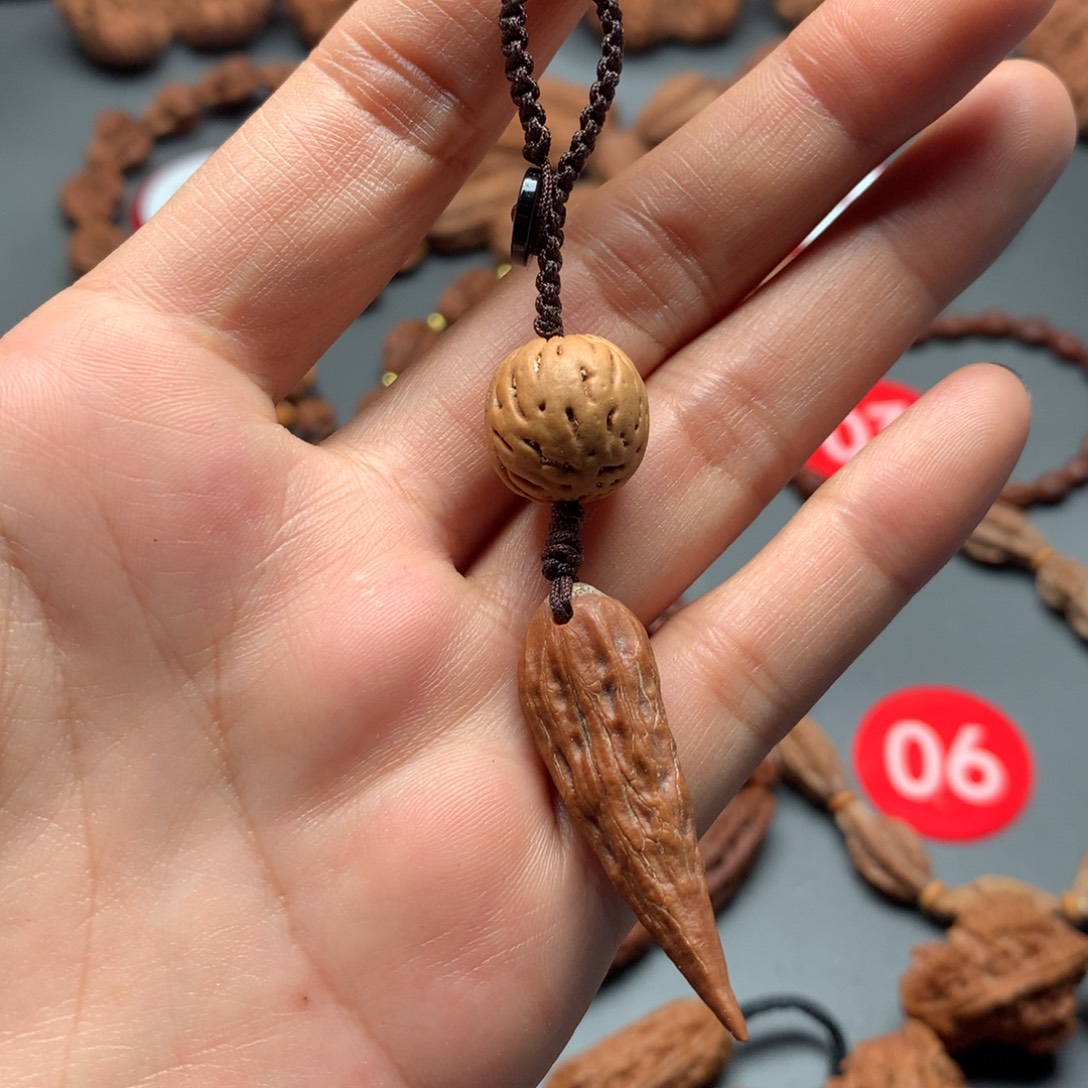 核桃14东北秋子吊坠