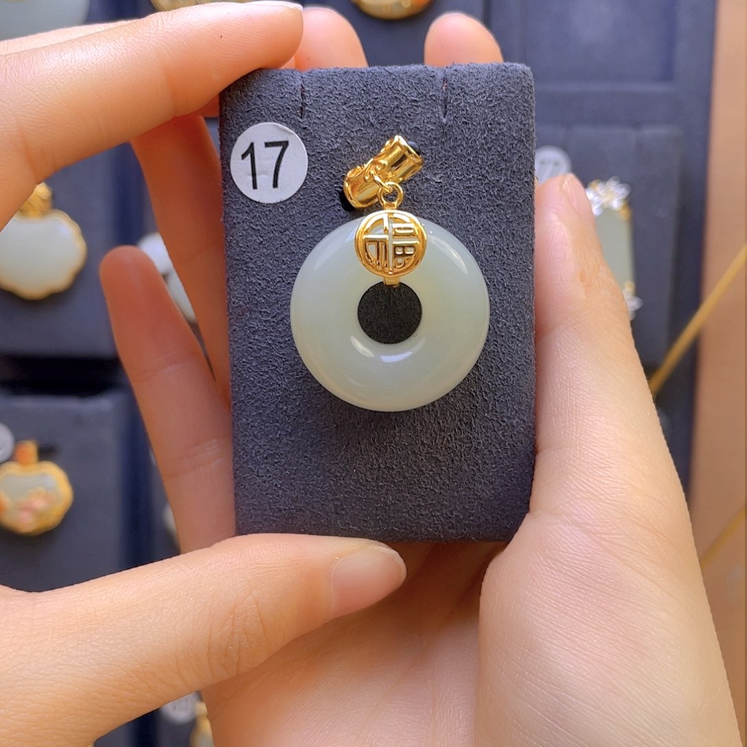 和田玉颈饰银S925镀金镶嵌