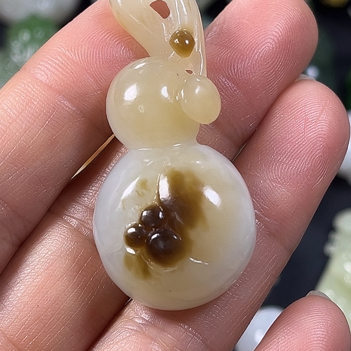 和田玉未镶嵌吊坠(不含链)