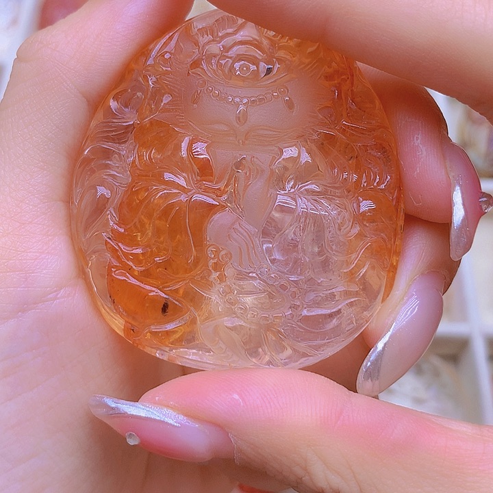 甜***一未镶嵌吊坠(赠链)水晶