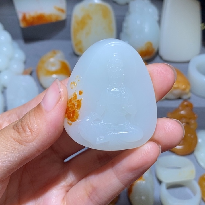 和田玉未镶嵌颈饰