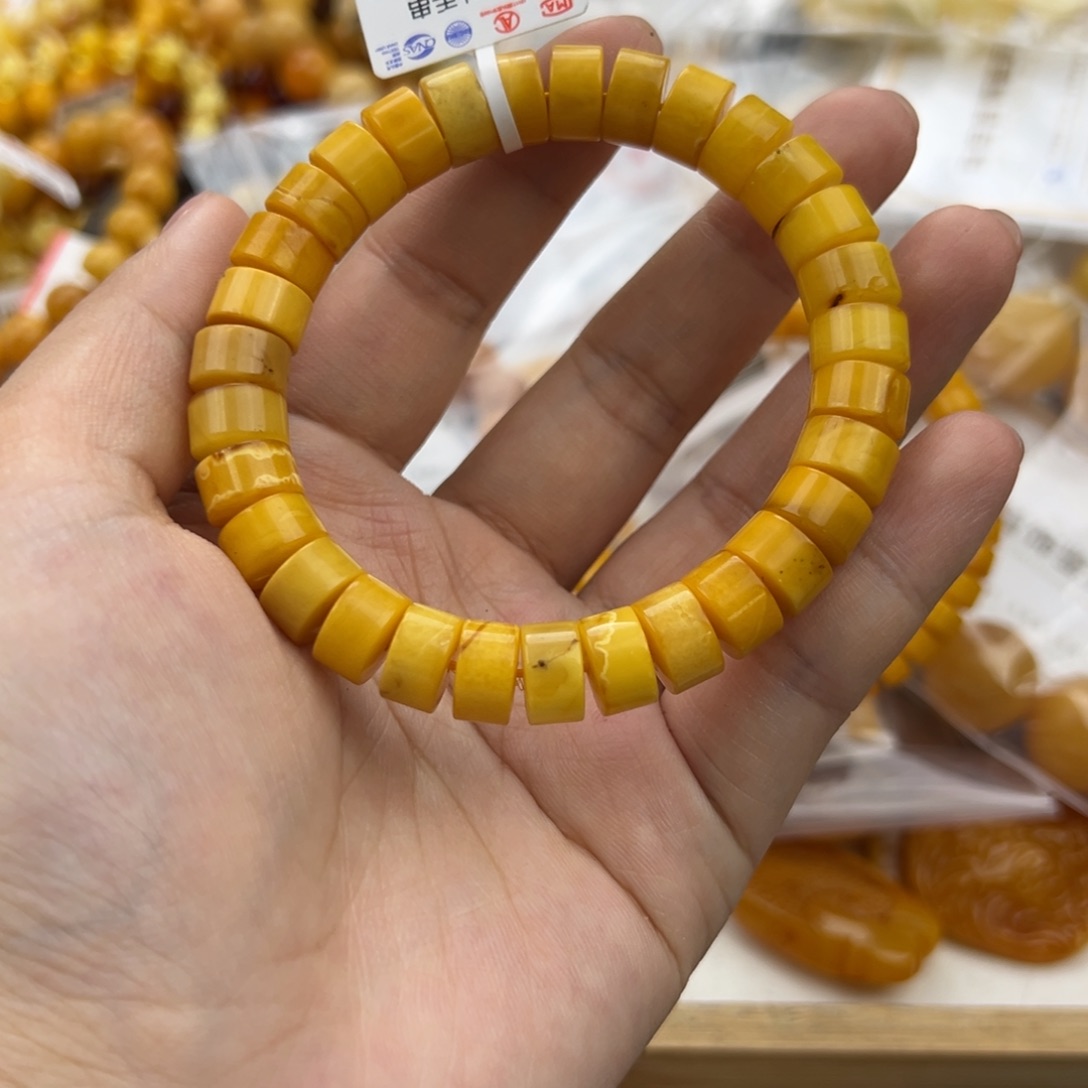 琥珀珠宝奇石未镶嵌