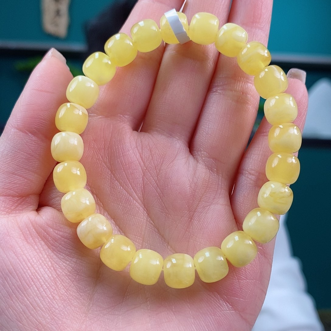未镶嵌蜜蜡裸石搭配手串