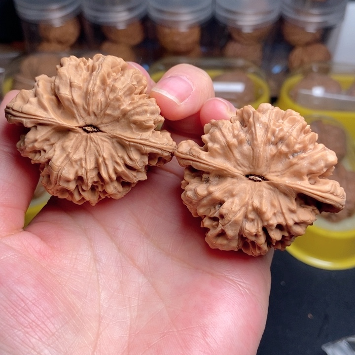 文玩核桃吊坠官帽49