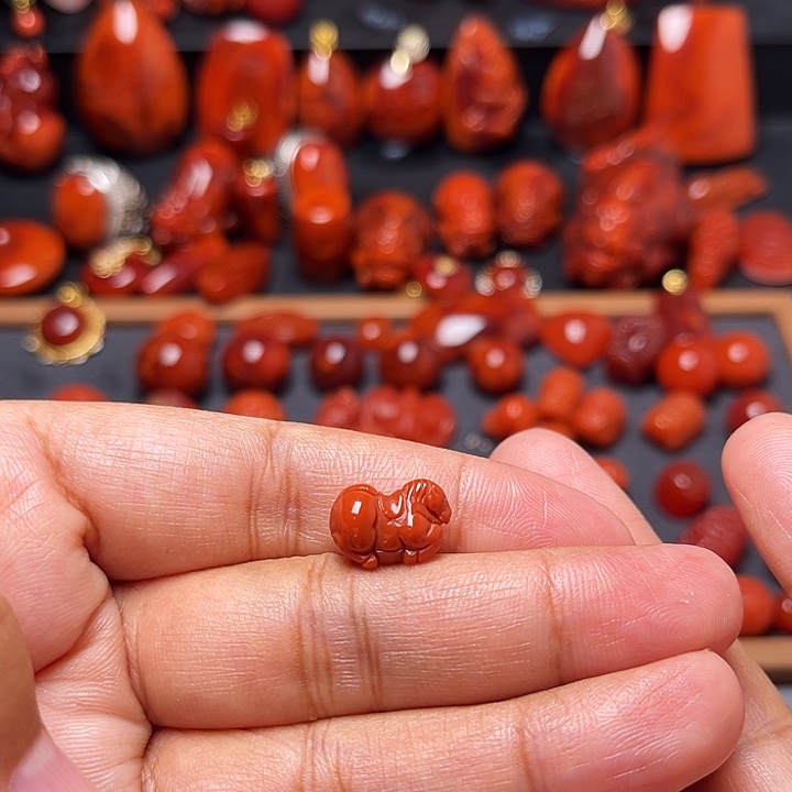 纣***王南红玛瑙未镶嵌配饰配饰