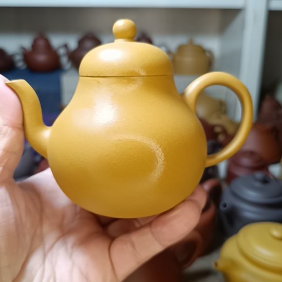 茶壶紫砂原矿黄金段泥思婷300cc半手工