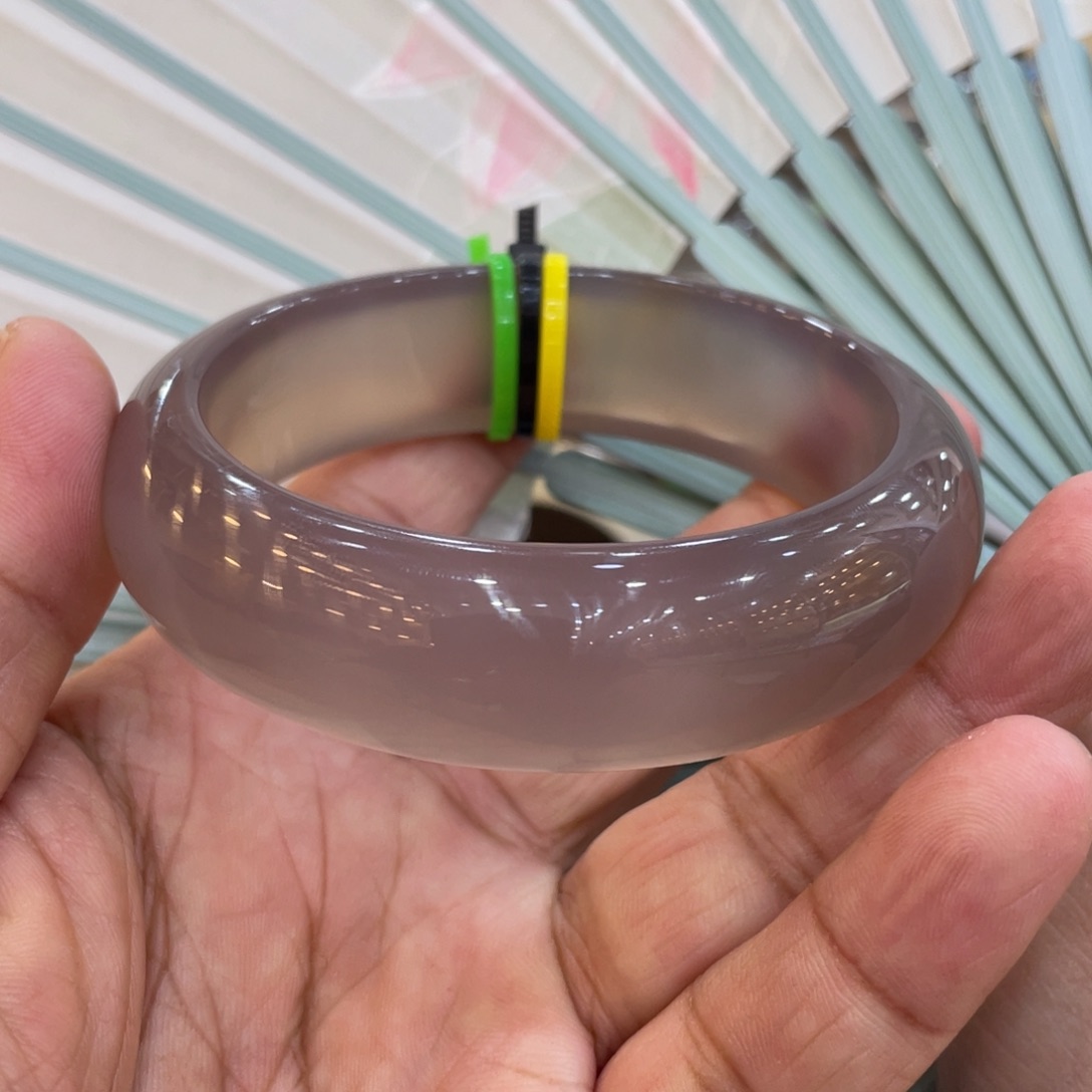 玛瑙/玉髓手镯未镶嵌C****M