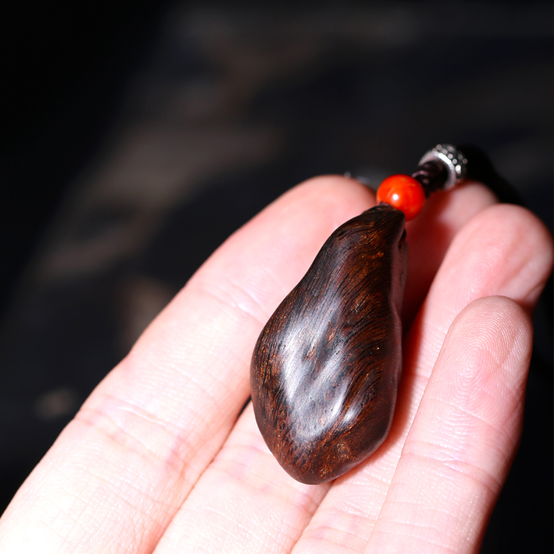 沉香沉水级 金三角沉香 惠安系瘤疤素坠水滴形 吊坠挂件天然老料