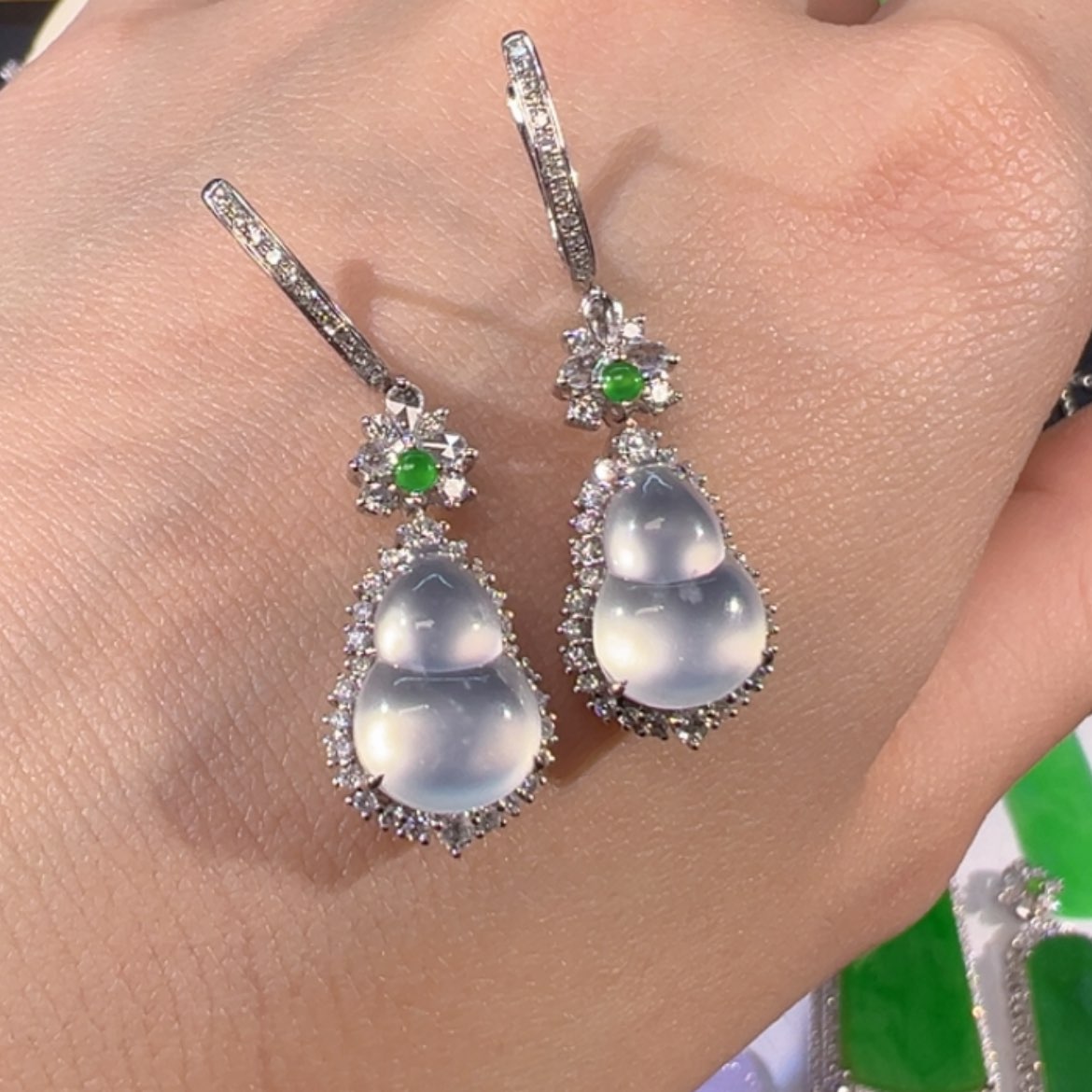 【闪购商品】翡翠吊坠(不含链)18K金镶嵌缅甸翡翠耳饰