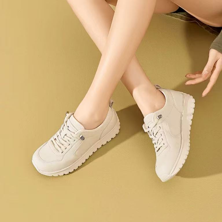 C8968  米色   时尚休闲鞋 圆头厚底轻便外穿运动阿甘鞋