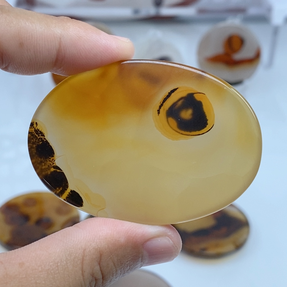 玛瑙/玉髓未镶嵌珠宝半成品