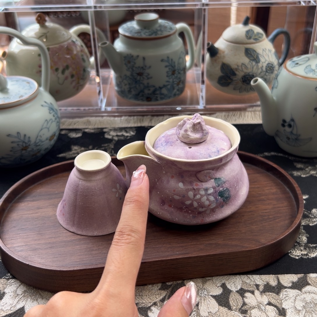 茶具等产品的生产和销售为一体