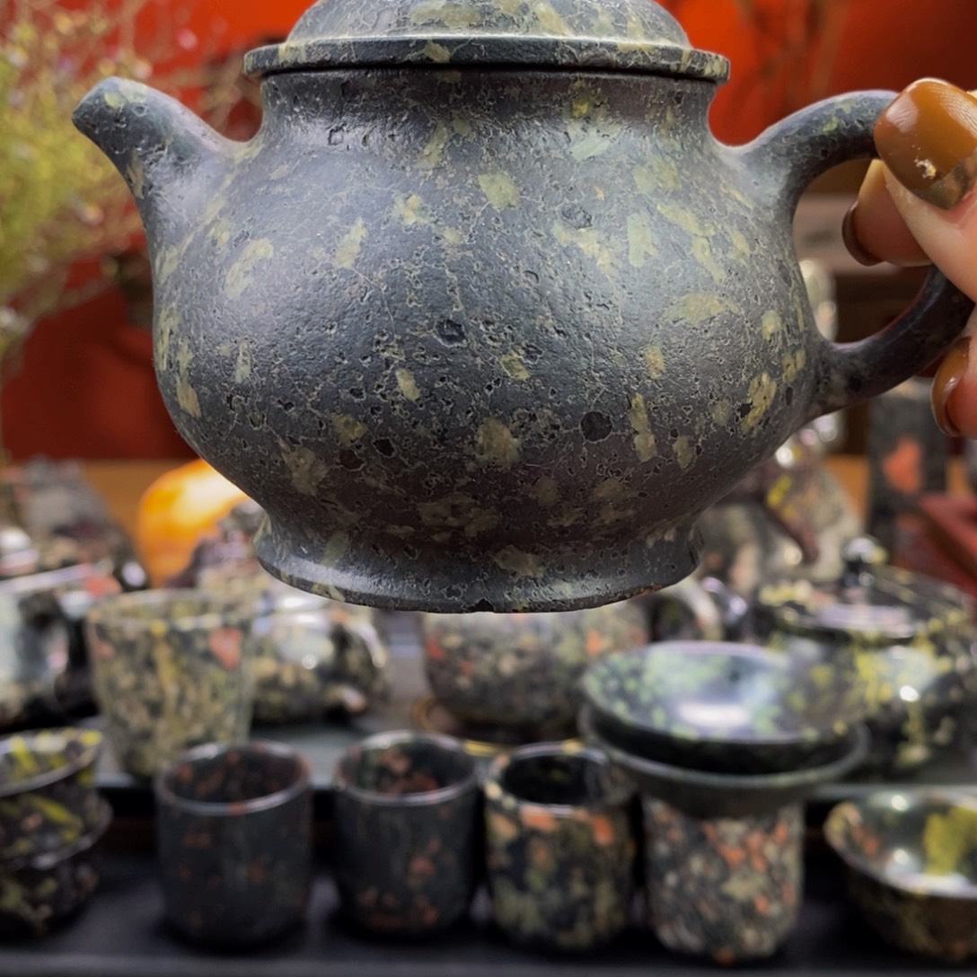 梅花玉精美梅花潘壶