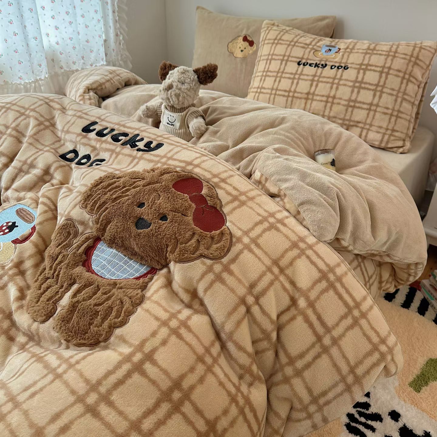 新款ins风高克重加厚卡通贴布绣毛巾绣牛奶绒可爱三件套四件套