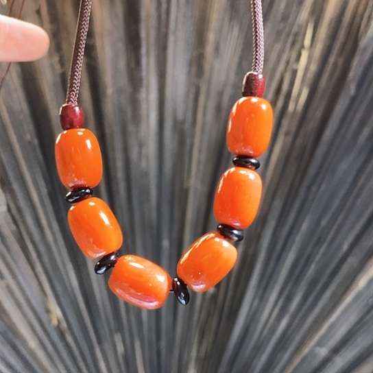 玛瑙/玉髓颈饰9K金镶嵌