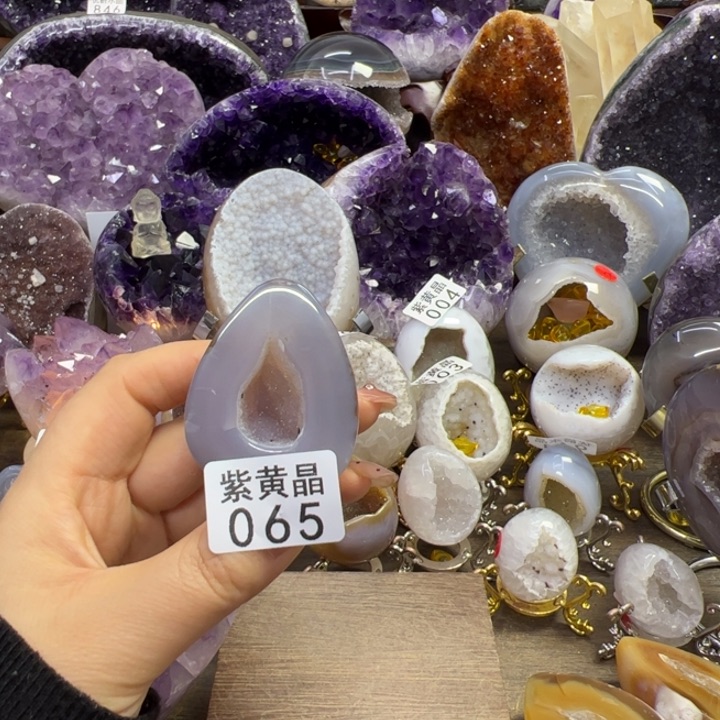 未镶嵌大型摆件（非配饰）紫晶65