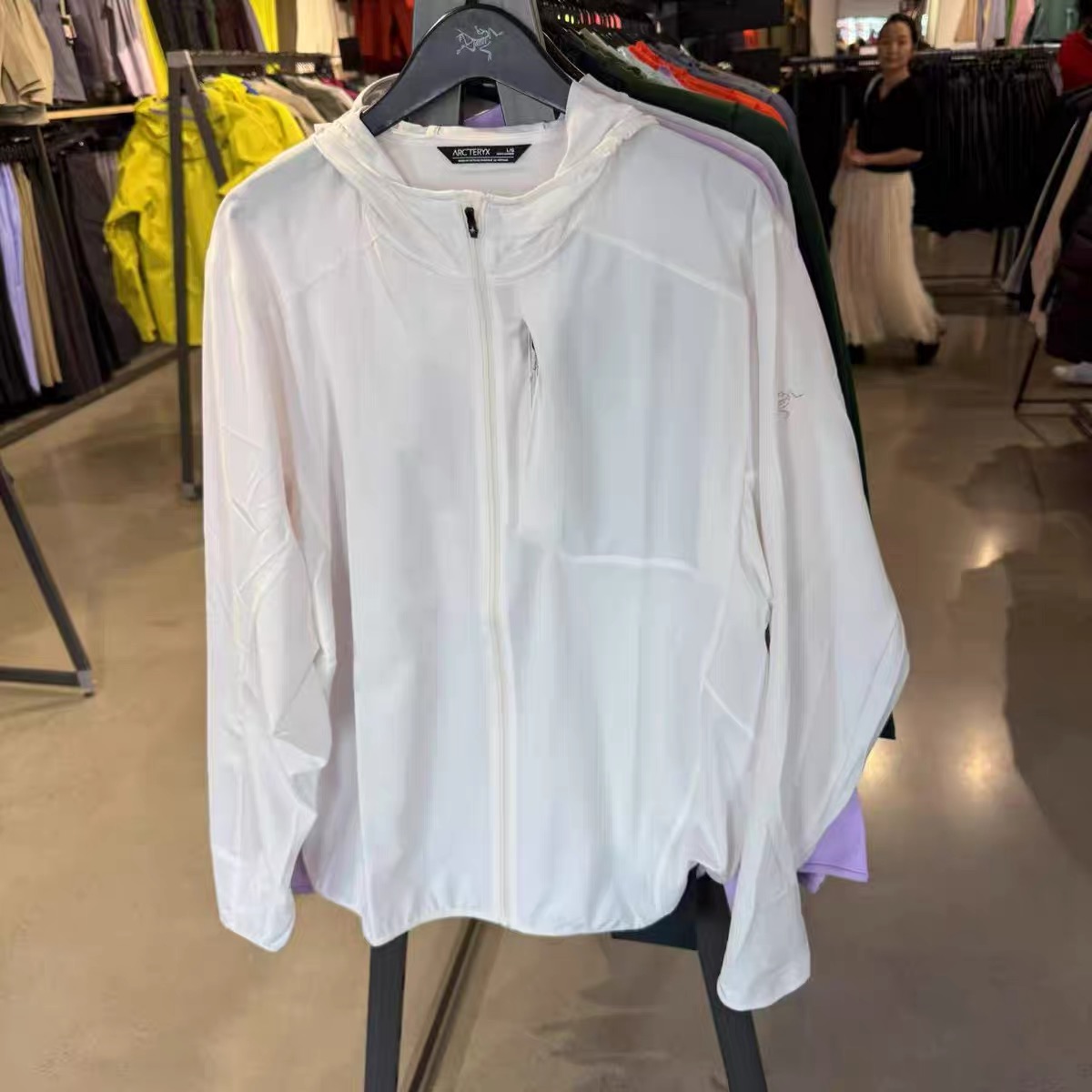 ARC'TERYX/始祖鸟极光白Sima Hoody轻薄透气拉链连帽防晒服