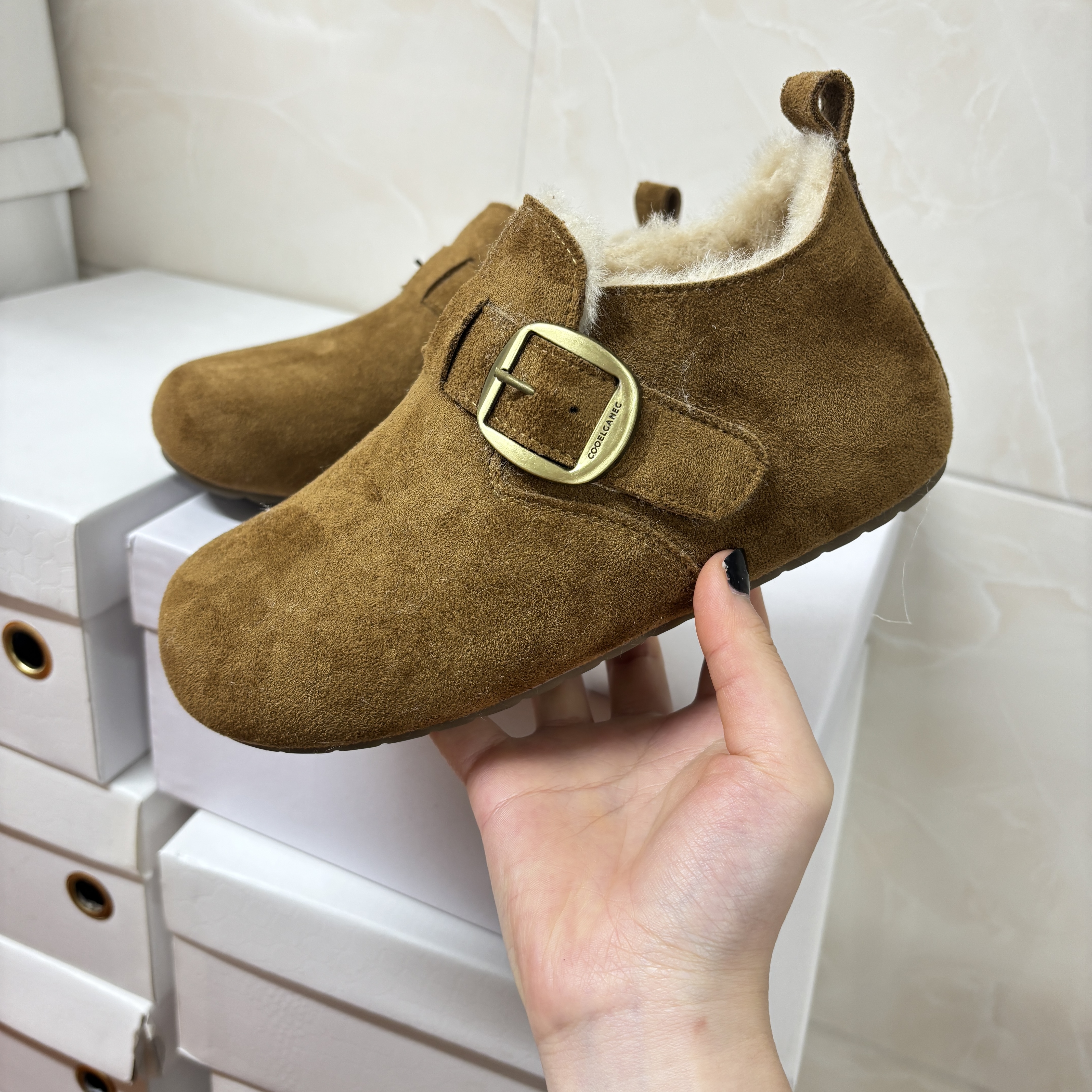 冬季加绒全包博肯鞋