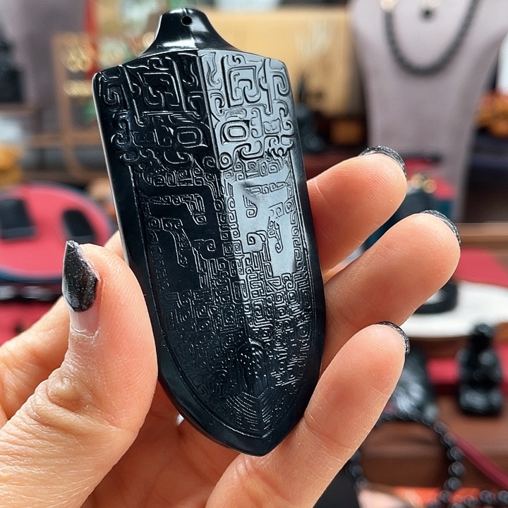 和田玉挂件未镶嵌羊脂级大号