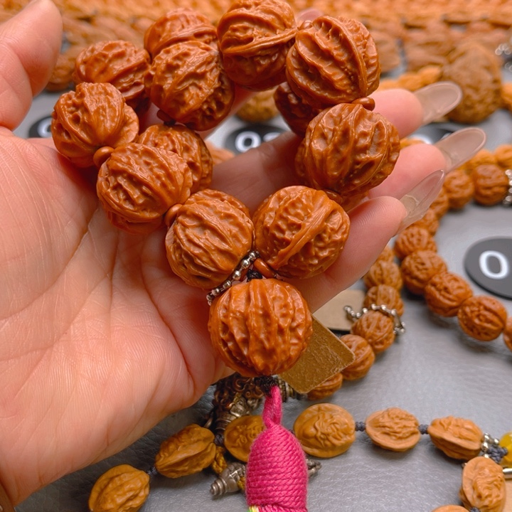 离***落文玩核桃吊坠核桃手持