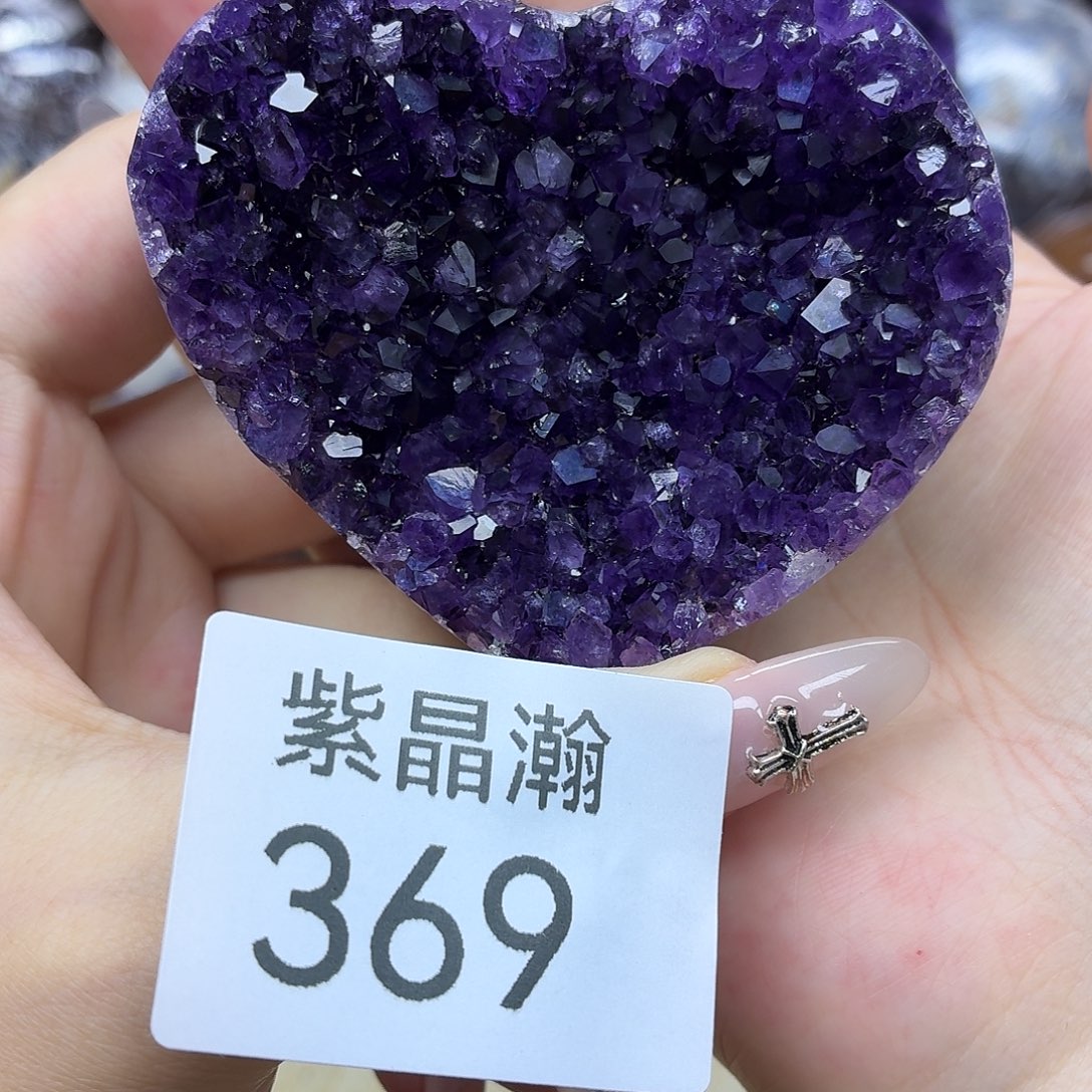 未镶嵌水晶大型摆件（非配饰）
