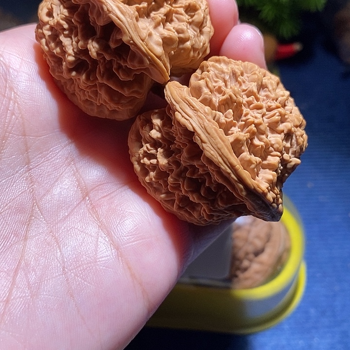 青***鹿吊坠文玩核桃满天星