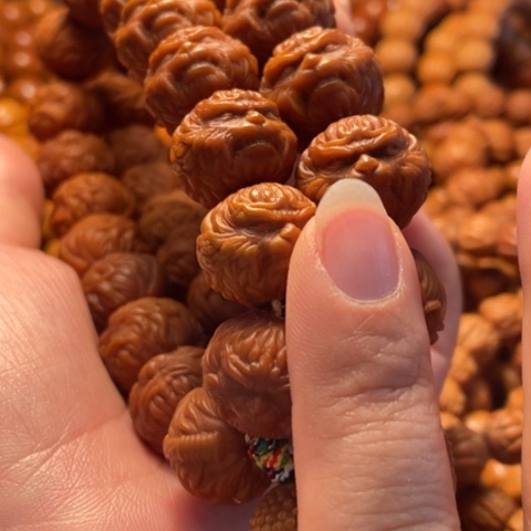 手串猴头核桃辰****灶舞台