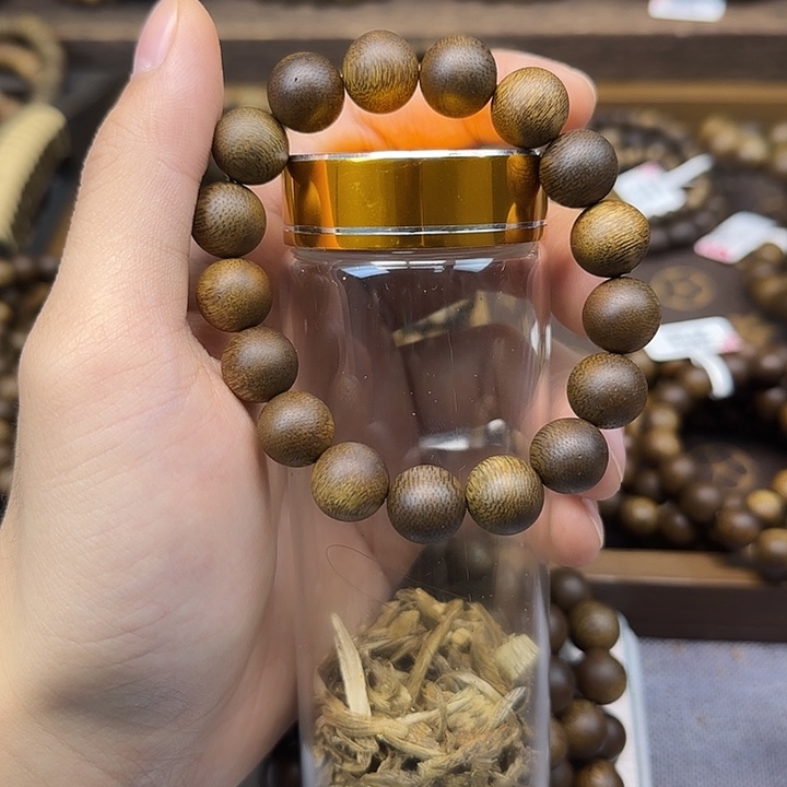 沉香沉香碎屑12圆珠莺歌绿99沉水