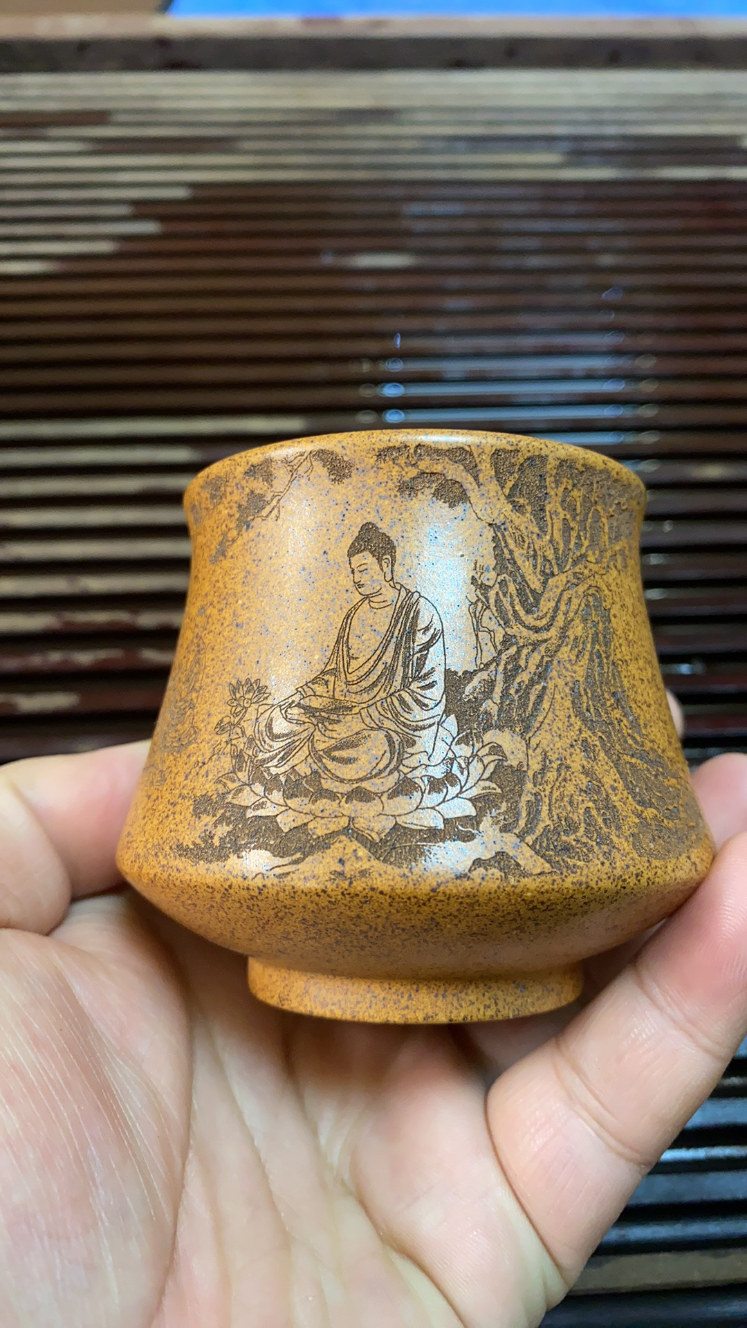 宜兴紫砂原矿龙骨金砂高温柴烧手工刻绘心经释迦摩尼160cc主人杯