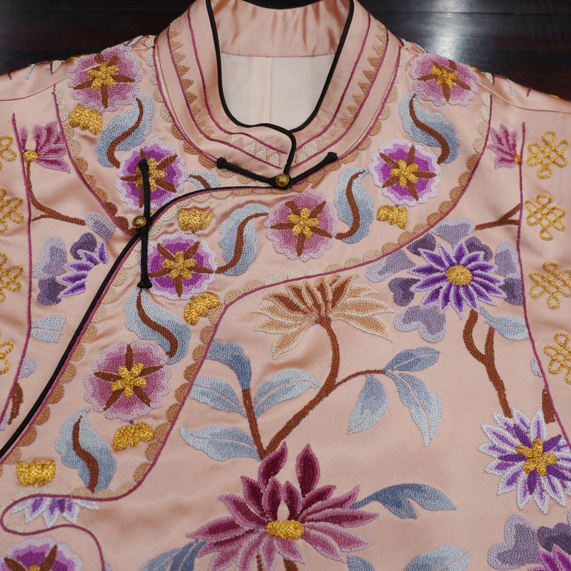 葵心向阳丨晏熹堂垫绣高工刺绣打籽绣斜襟原创马甲