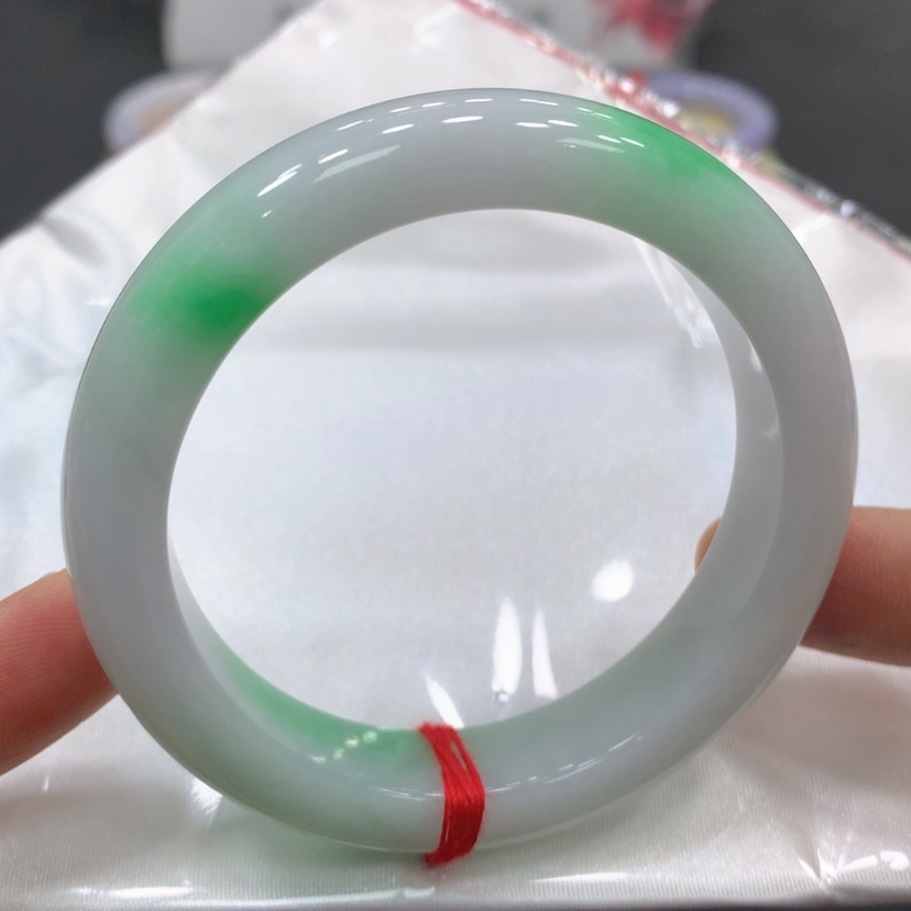 【闪购商品】翡翠手镯未镶嵌翡翠