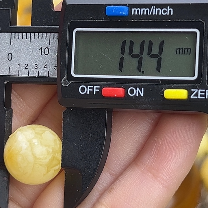 蜜蜡未镶嵌裸石蜜蜡87