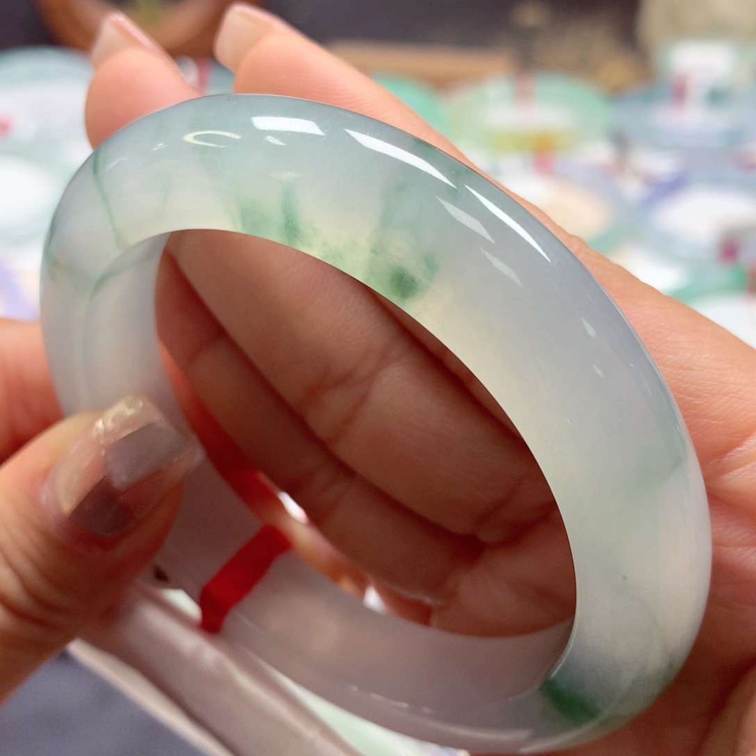 翡翠手镯未镶嵌56正74号88