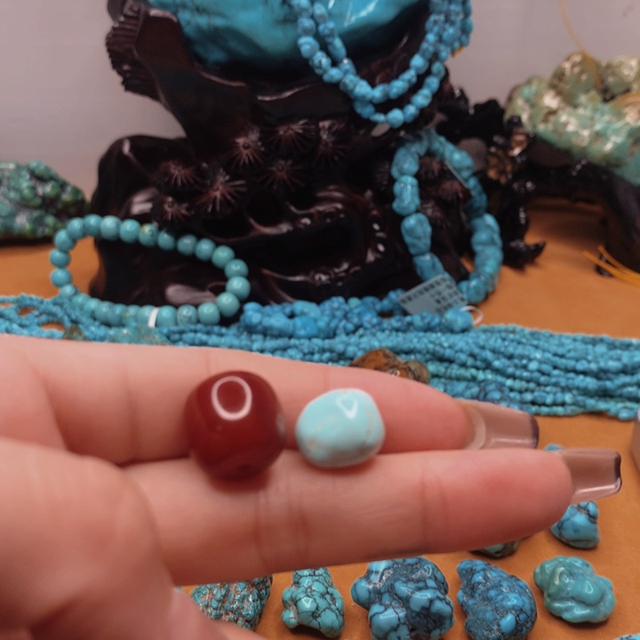 玛瑙/玉髓原矿未镶嵌翡*翠