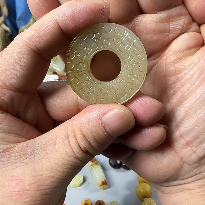 和田玉（糖玉）未镶嵌颈饰