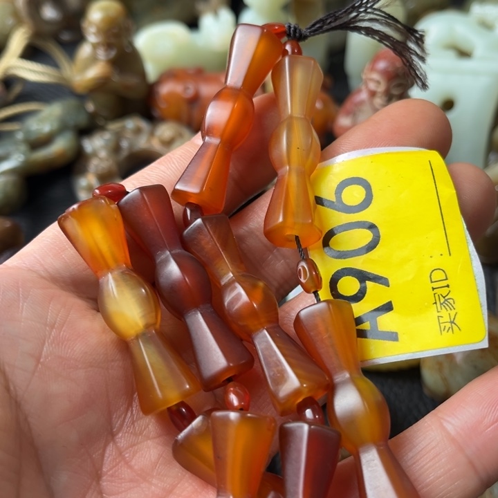 玛瑙/玉髓颈饰未镶嵌