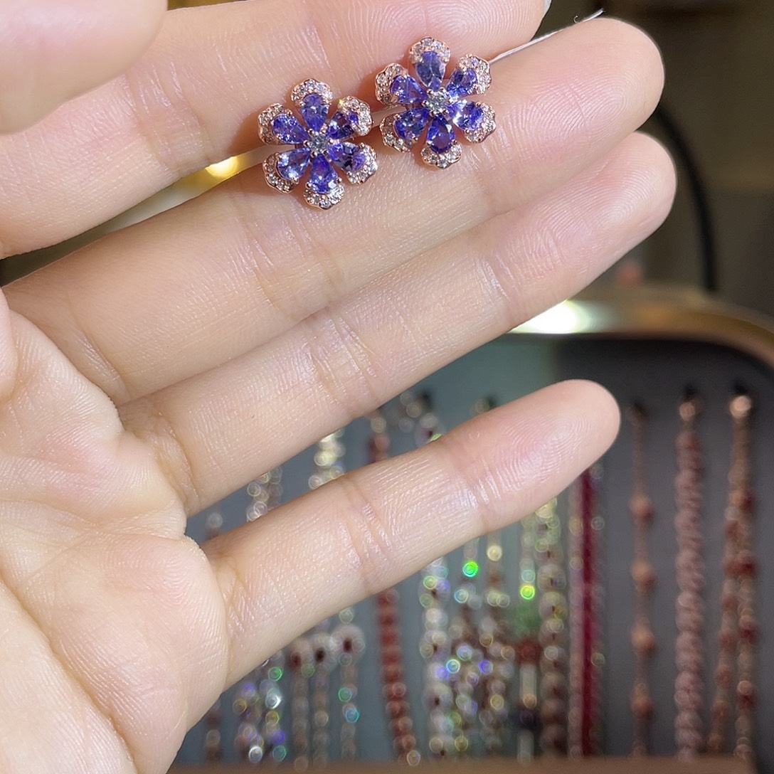 坦桑石银S925镶嵌耳饰