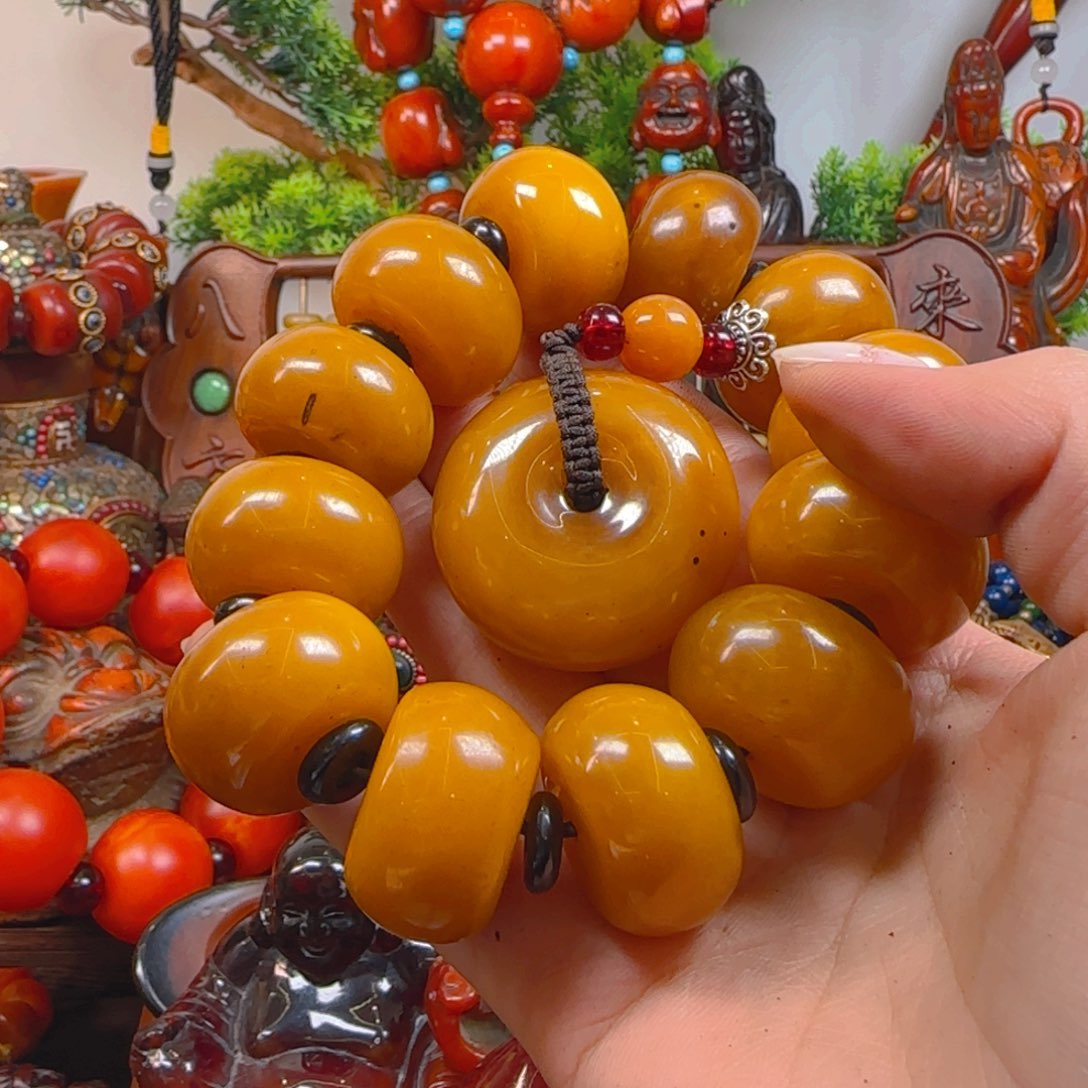 琥珀裸石未镶嵌手串