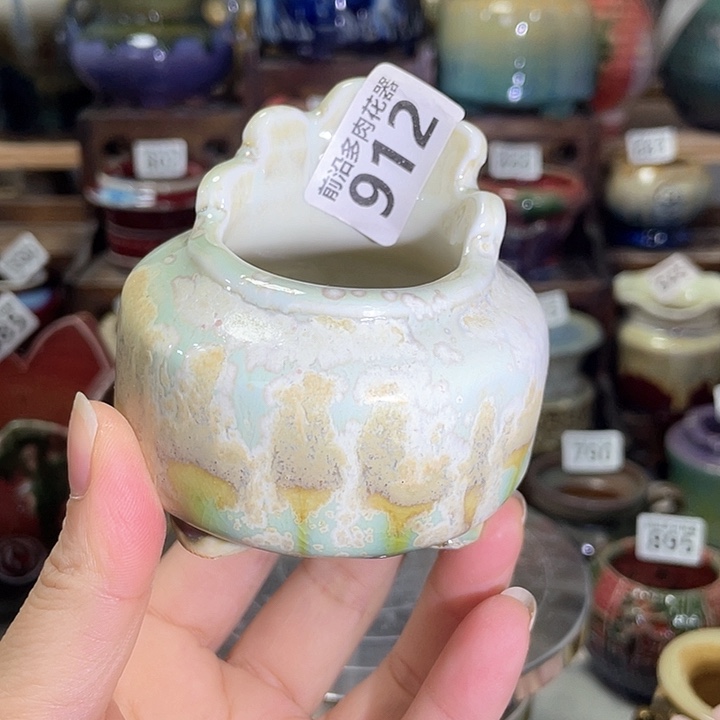 红陶内口径4.5高度6微瑕