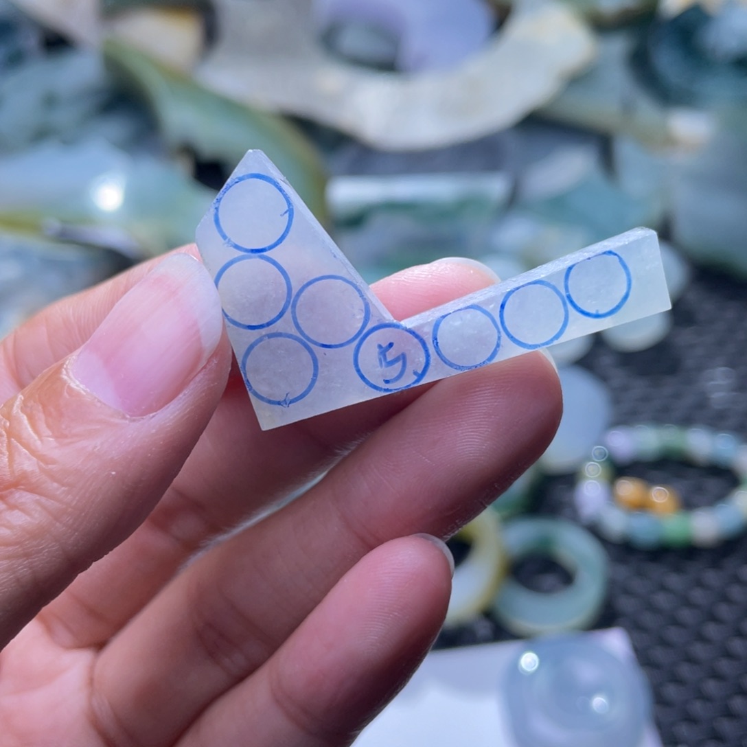 未镶嵌定制翡翠晏翡翠定制