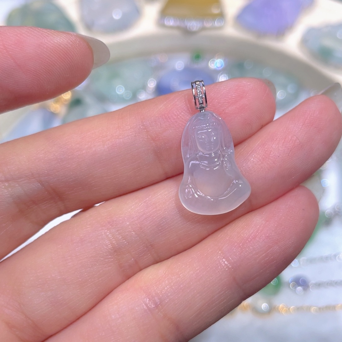 颈饰18K金镶嵌翡翠翡翠