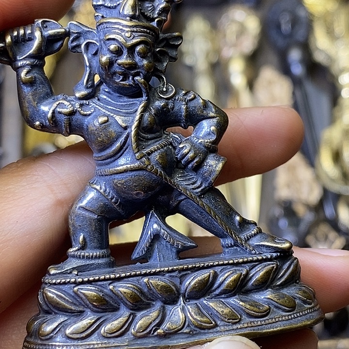 藏传青铜小微瑕催迫金刚