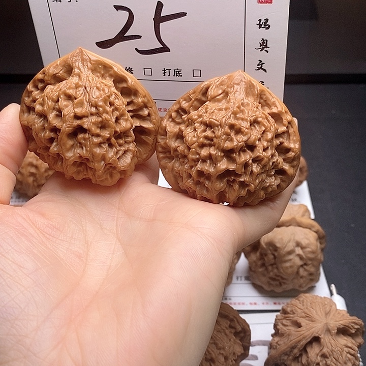 吊坠文玩核桃25号50尺官帽