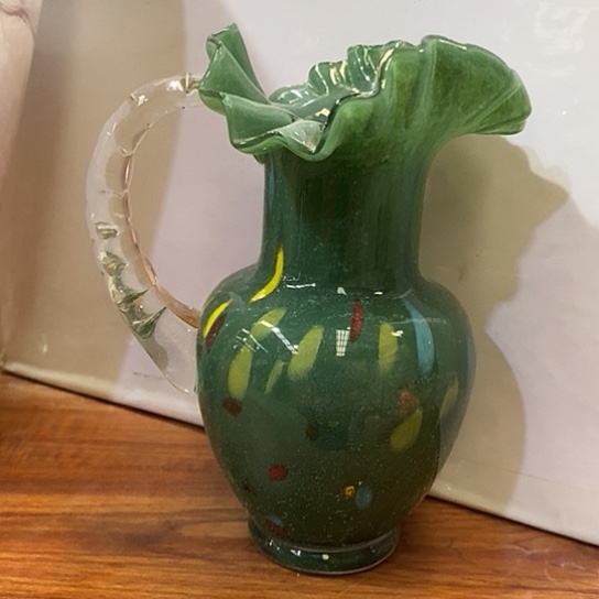 琉璃花瓶高16厘米口径5厘米