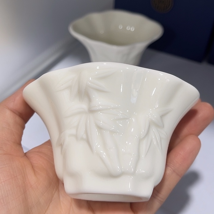 福利待遇多多哦哦哦