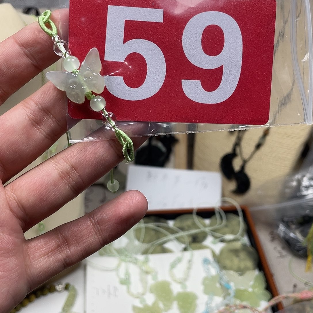 j***m蛇纹石玉合金颈饰