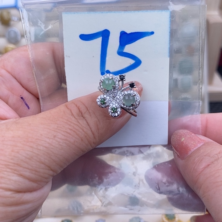 未镶嵌戒指翡翠缅甸