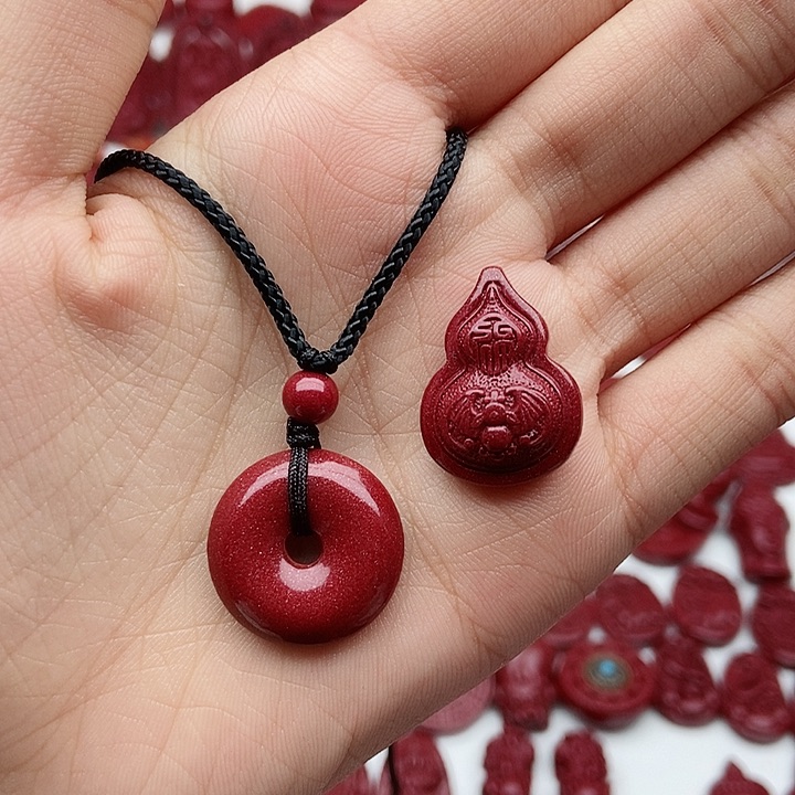 查罗石颈饰未镶嵌