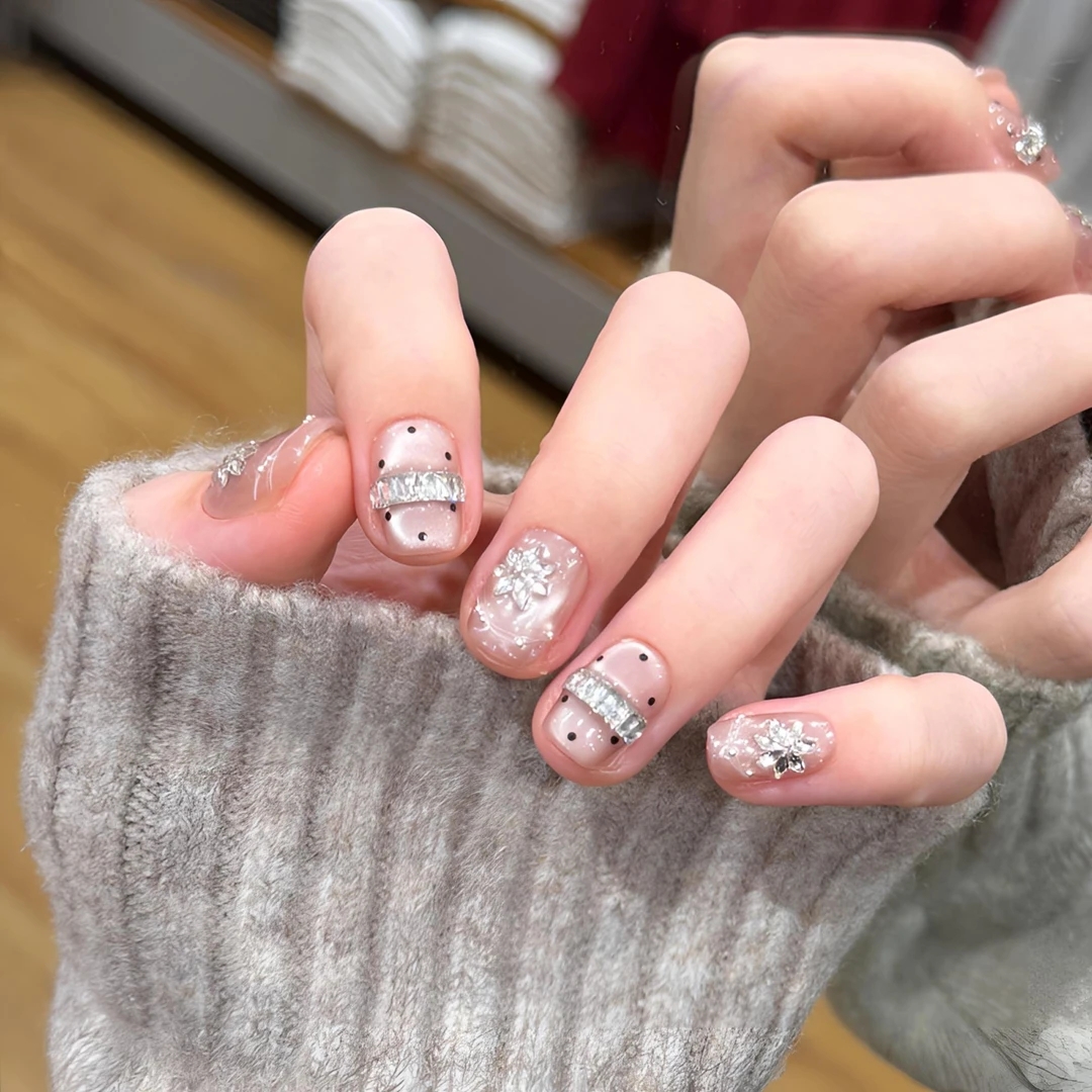 【白月光】裸色爆闪猫眼美甲穿戴甲片2025新款高级感秋冬显白美甲